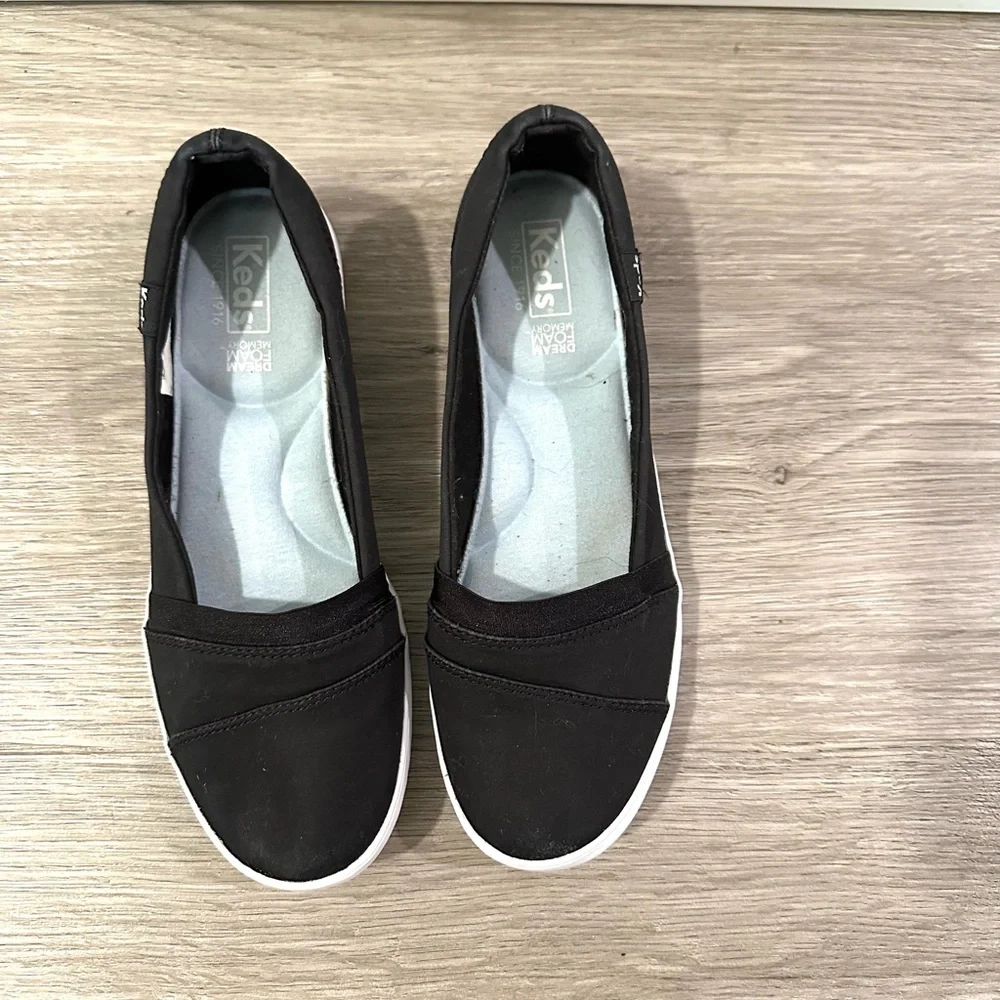 Keds Women's Black and White Flats Size 7.5 Memory Foam Comfort Sole - Picture 2 of 8